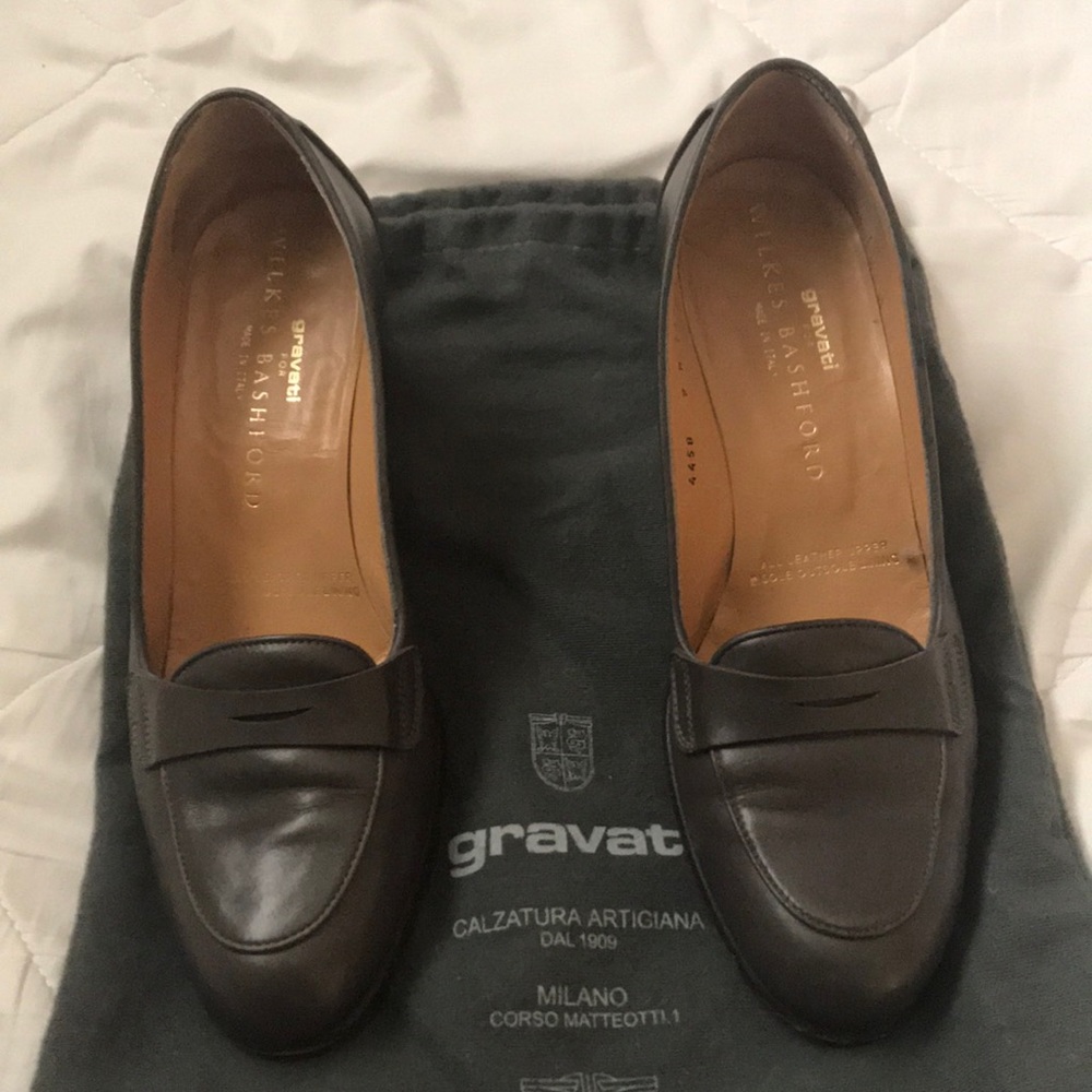Gravati gray leather loafers